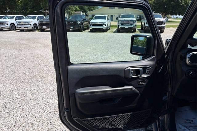 2019 Jeep Wrangler Unlimited Sahara 4x4