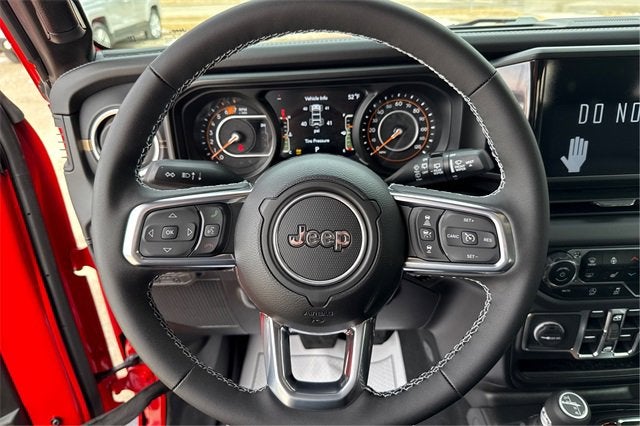 2025 Jeep Wrangler WRANGLER 4-DOOR SAHARA