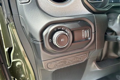 2024 Jeep Wrangler 4-Door Sahara 4x4