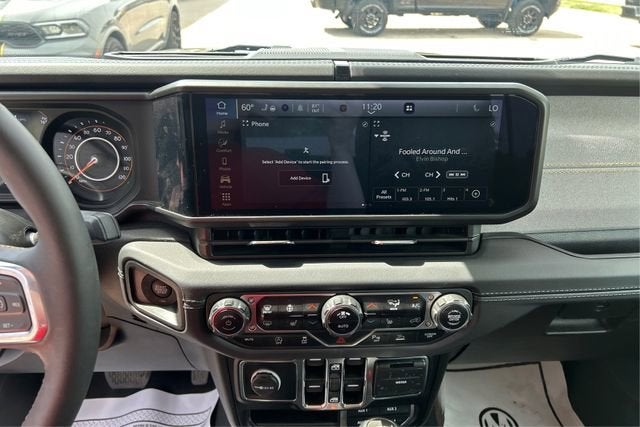 2024 Jeep Wrangler 4-Door Sahara 4x4