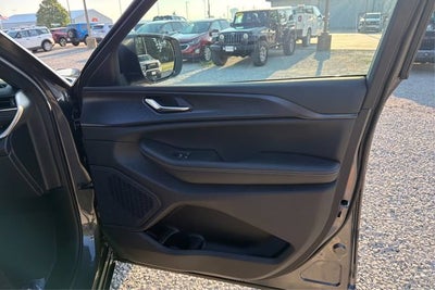 2026 Jeep Grand Cherokee GRAND CHEROKEE LAREDO X 4X4