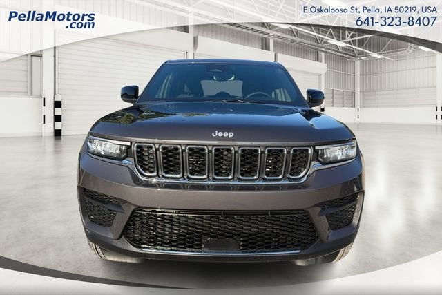 2026 Jeep Grand Cherokee GRAND CHEROKEE LAREDO X 4X4