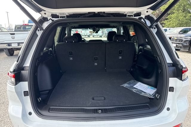 2026 Jeep Grand Cherokee GRAND CHEROKEE LAREDO X 4X4