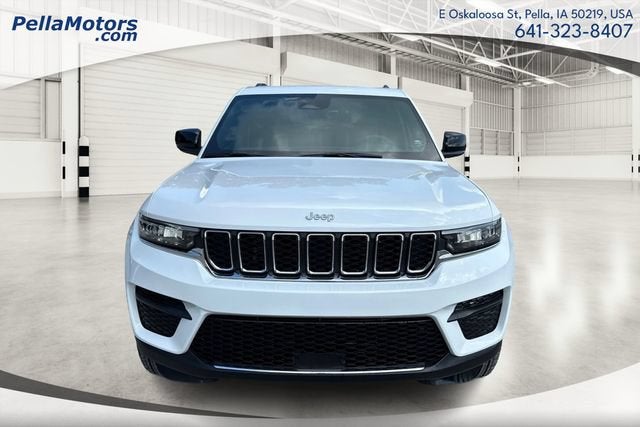 2026 Jeep Grand Cherokee GRAND CHEROKEE LAREDO X 4X4