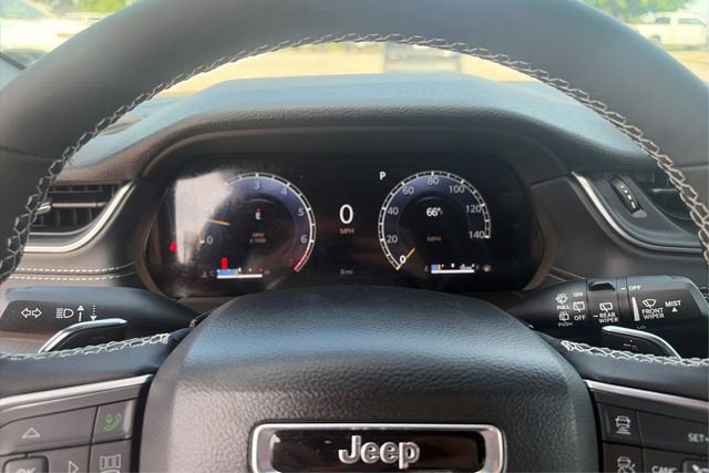 2026 Jeep Grand Cherokee GRAND CHEROKEE LAREDO X 4X4