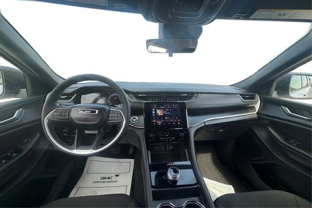 2026 Jeep Grand Cherokee GRAND CHEROKEE LAREDO X 4X4