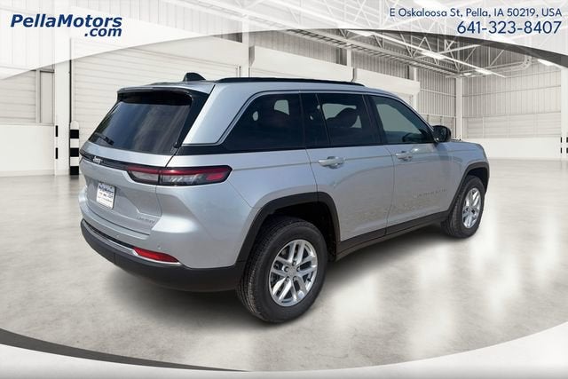2026 Jeep Grand Cherokee GRAND CHEROKEE LAREDO X 4X4