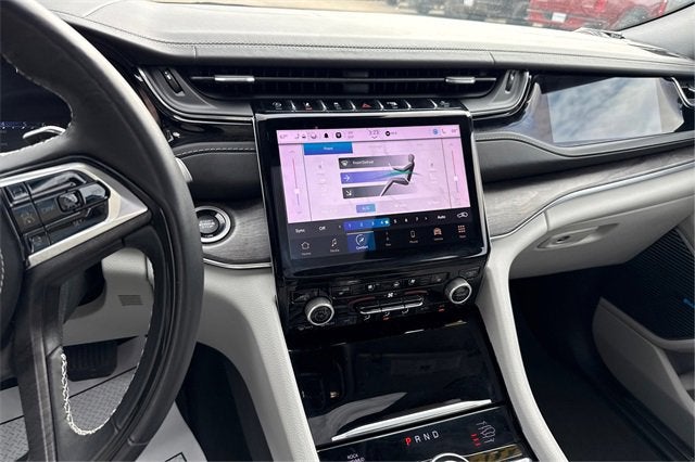 2022 Jeep Grand Cherokee Overland 4x4