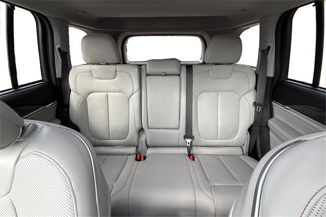 2022 Jeep Grand Cherokee Overland 4x4