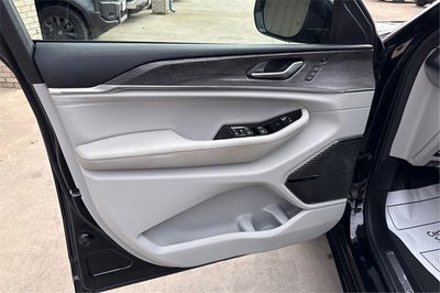 2022 Jeep Grand Cherokee Overland 4x4