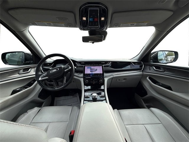 2022 Jeep Grand Cherokee Overland 4x4