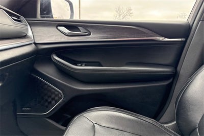 2023 Jeep Grand Cherokee Overland 4x4