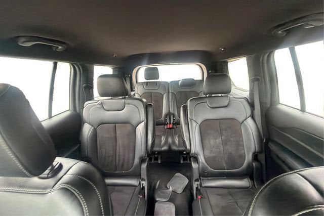 2023 Jeep Grand Cherokee L Altitude 4x4