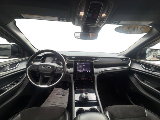 2023 Jeep Grand Cherokee L Altitude 4x4