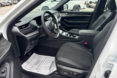 2026 Jeep Grand Cherokee GRAND CHEROKEE L LAREDO ALTITUDE 4X4
