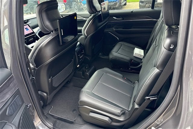 2025 Jeep Grand Cherokee GRAND CHEROKEE L OVERLAND 4X4