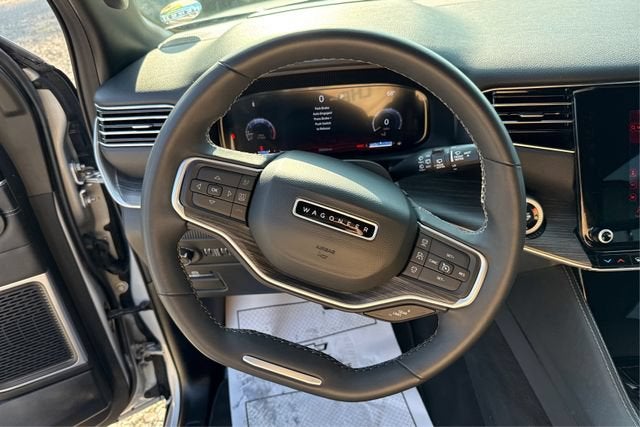 2024 Jeep Wagoneer L Series III 4x4