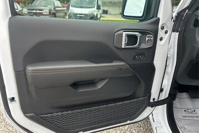 2026 Jeep Gladiator GLADIATOR SAHARA 4X4