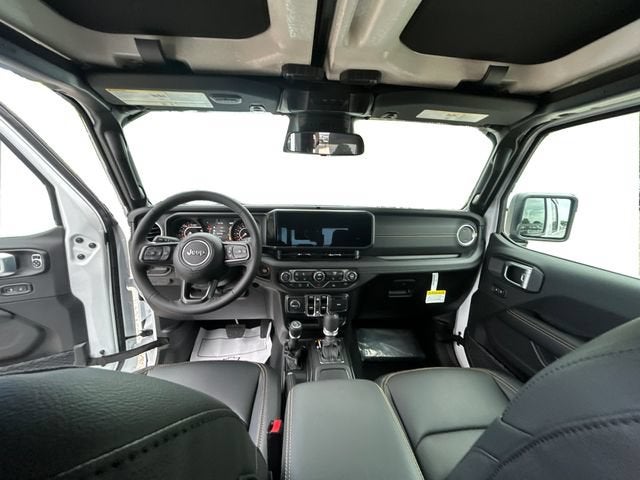 2026 Jeep Gladiator GLADIATOR SAHARA 4X4