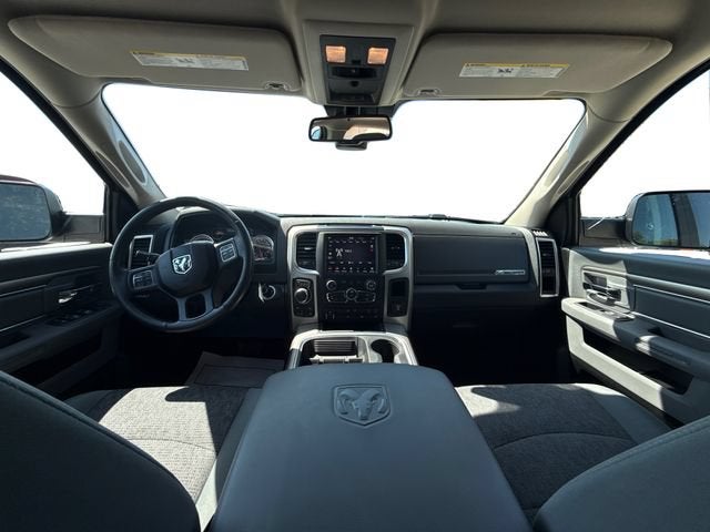 2018 RAM 1500 Big Horn Crew Cab 4x4 5'7' Box
