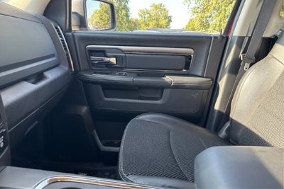2017 RAM 1500 Night Crew Cab 4x4 5'7' Box