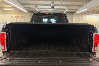2018 RAM 1500 Laramie Crew Cab 4x4 5'7' Box