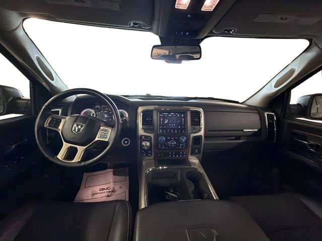 2018 RAM 1500 Laramie Crew Cab 4x4 5'7' Box