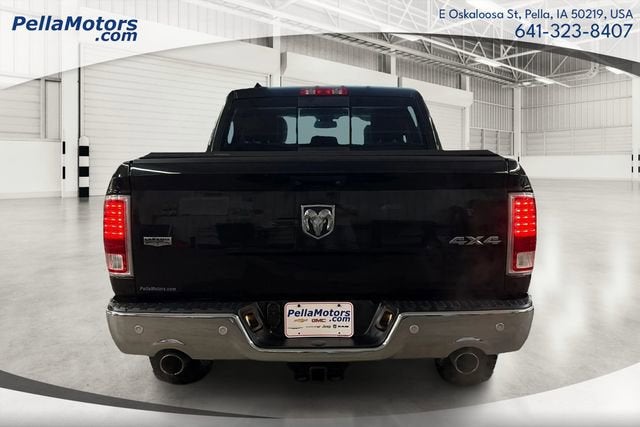 2018 RAM 1500 Laramie Crew Cab 4x4 5'7' Box