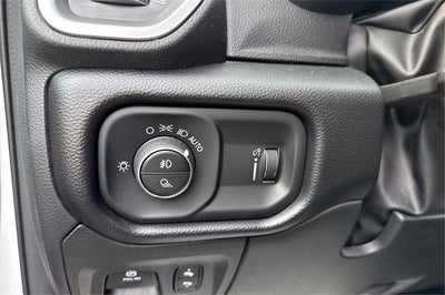 2022 RAM 1500 Big Horn Quad Cab 4x4 6'4' Box