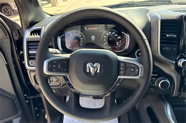 2025 RAM Ram 1500 RAM 1500 BIG HORN CREW CAB 4X4 5'7' BOX