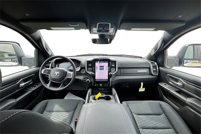 2025 RAM Ram 1500 RAM 1500 BIG HORN CREW CAB 4X4 5'7' BOX