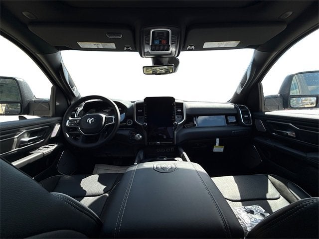 2025 RAM Ram 1500 RAM 1500 LARAMIE CREW CAB 4X4 5'7' BOX