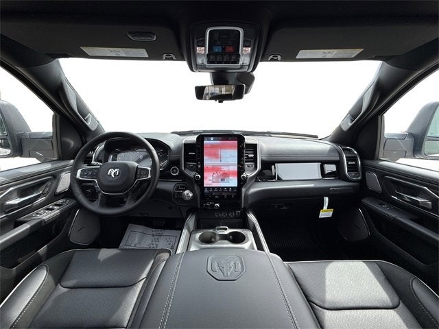 2025 RAM Ram 1500 RAM 1500 LARAMIE CREW CAB 4X4 5'7' BOX