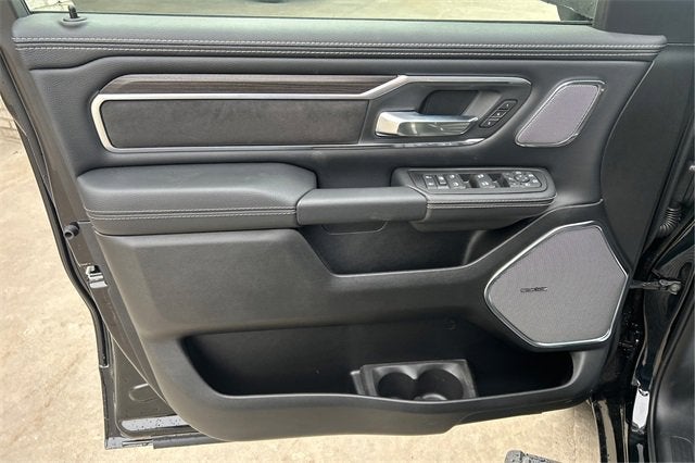 2025 RAM Ram 1500 RAM 1500 LARAMIE CREW CAB 4X4 5'7' BOX