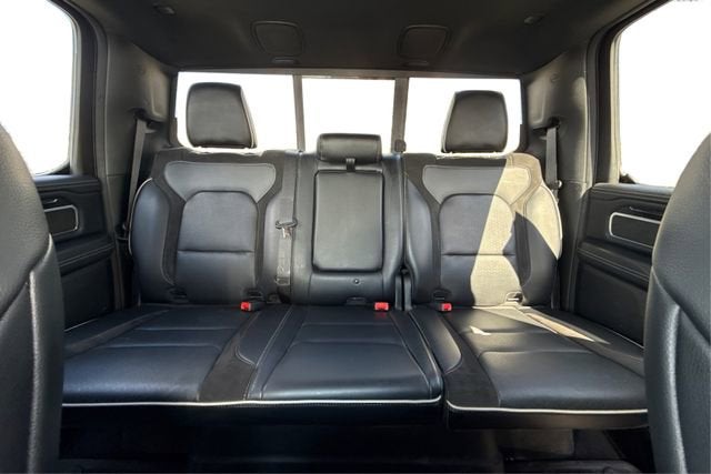 2022 RAM 1500 Laramie Crew Cab 4x4 5'7' Box