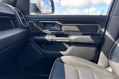 2022 RAM 1500 Laramie Crew Cab 4x4 5'7' Box