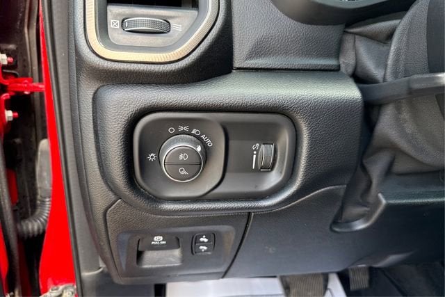 2020 RAM 1500 Rebel Crew Cab 4x4 5'7' Box
