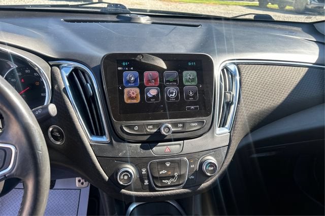2017 Chevrolet Malibu 1LT