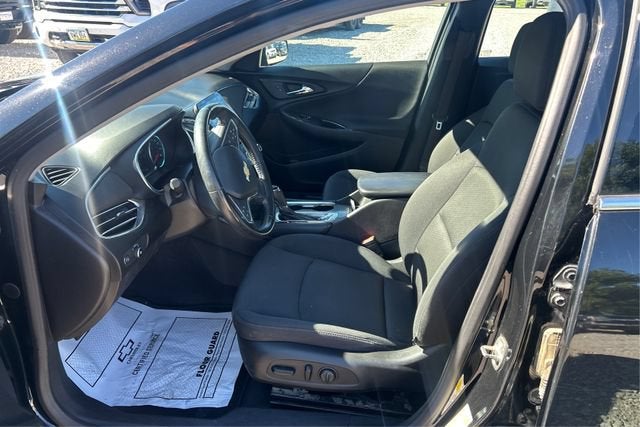 2017 Chevrolet Malibu 1LT