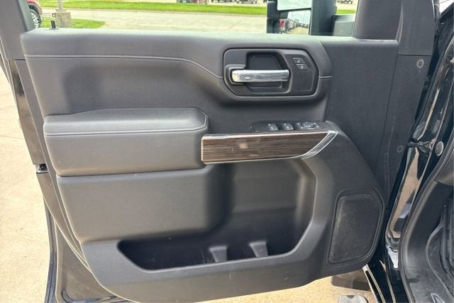 2022 Chevrolet Silverado 2500HD 4WD Crew Cab Standard Bed LT