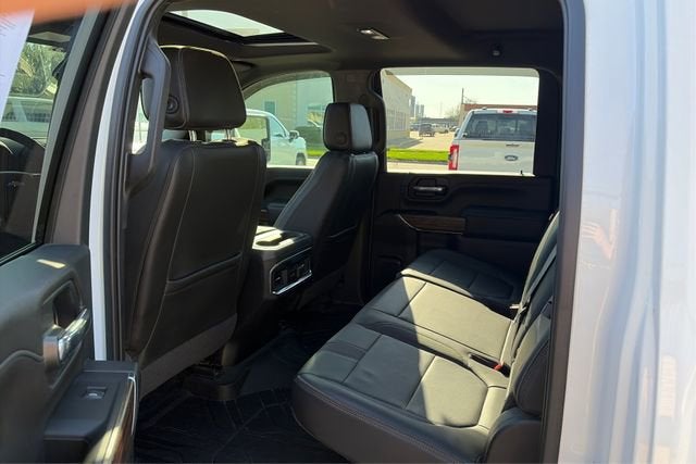 2022 Chevrolet Silverado 3500HD 4WD Crew Cab Standard Bed High Country