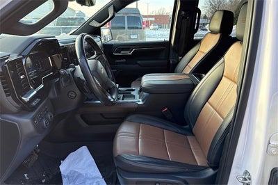 2024 Chevrolet Silverado 1500 4WD Crew Cab Short Bed High Country