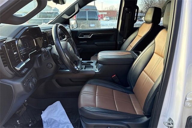 2024 Chevrolet Silverado 1500 4WD Crew Cab Short Bed High Country