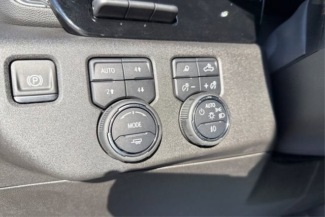 2025 Chevrolet Silverado 1500 4WD Crew Cab Short Bed High Country