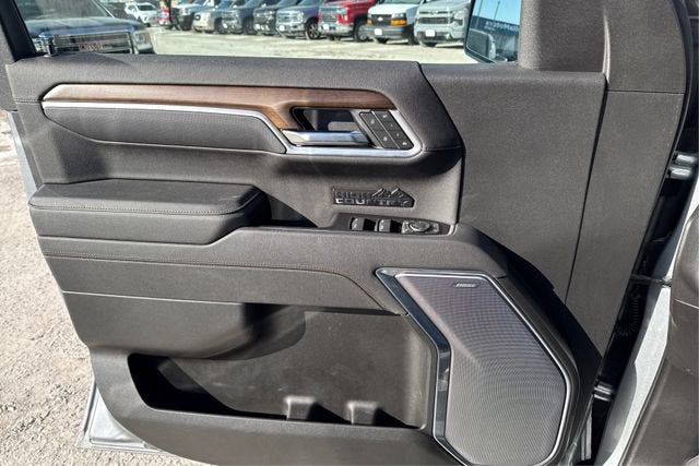 2025 Chevrolet Silverado 1500 4WD Crew Cab Short Bed High Country