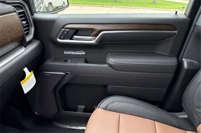 2026 Chevrolet Silverado 1500 4WD Crew Cab Short Bed High Country