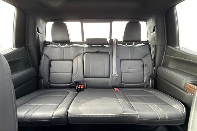 2022 Chevrolet Silverado 1500 LTD 4WD Crew Cab Short Bed High Country