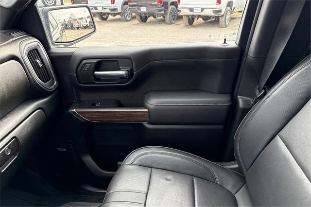 2022 Chevrolet Silverado 1500 LTD 4WD Crew Cab Short Bed High Country