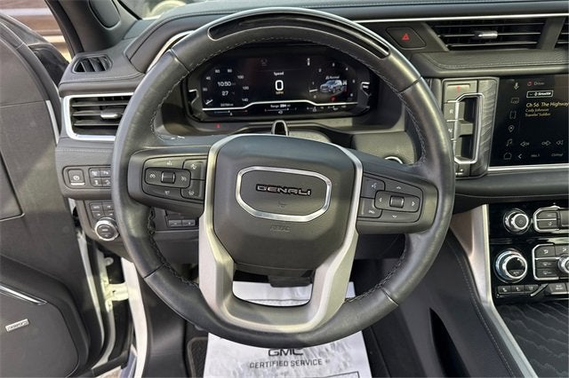 2023 GMC Yukon 4WD Denali