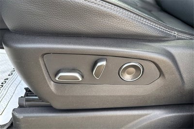 2023 GMC Yukon 4WD Denali